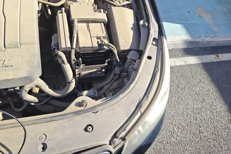 Used Buick LaCrosse 2009 3.0L Flagship Edition Engine Bay Left