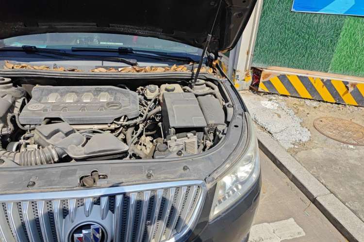 Used Buick LaCrosse 2009 2.4L Haoya Edition Engine Bay Left