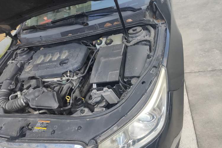 Used Buick LaCrosse 2009 2.4L Haoya Edition Engine Bay Left