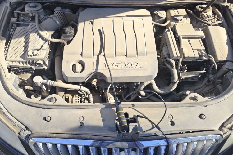 Used Buick LaCrosse 2009 3.0L Flagship Edition Engine Bay