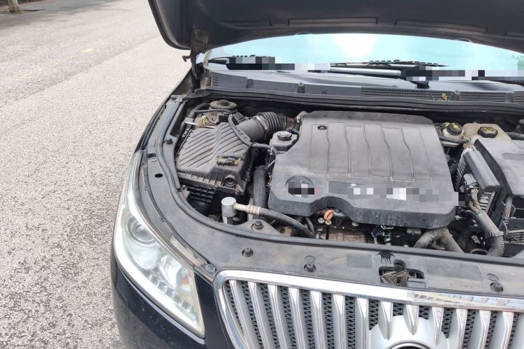 Used Buick LaCrosse 2009 3.0L Flagship Edition Engine Bay Right