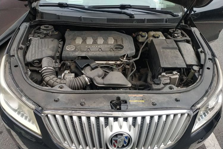 Used Buick LaCrosse 2009 2.4L Luxury Edition Engine Bay