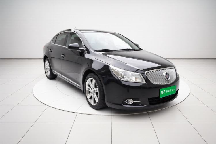 Used Buick LaCrosse 2009 3.0L Flagship Edition Front Right 45 Deg