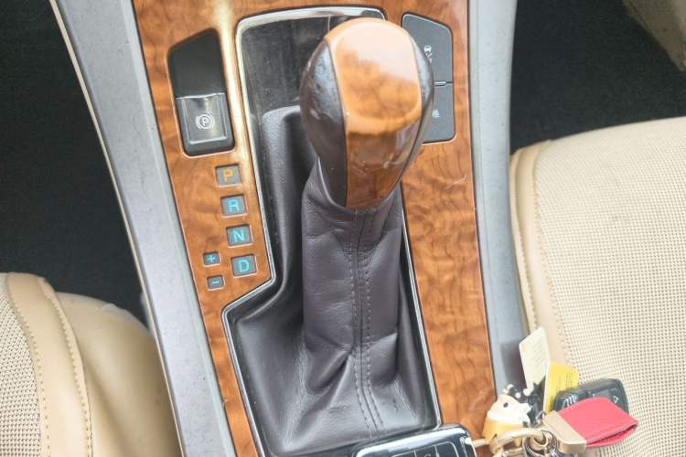 Used Buick LaCrosse 2009 2.4L Haoya Edition Gear Lever