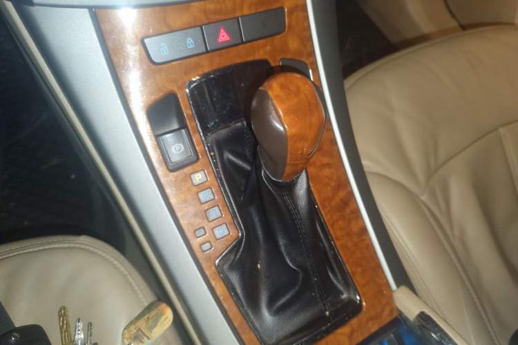 Used Buick LaCrosse 2009 2.4L Haoya Edition Gear Lever