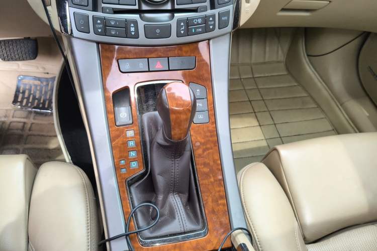 Used Buick LaCrosse 2009 3.0L Flagship Edition Gear Lever