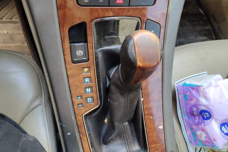 Used Buick LaCrosse 2009 2.4L Haoya Edition Gear Lever