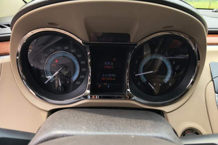 Used Buick LaCrosse 2009 2.4L Luxury Edition Instrument Cluster