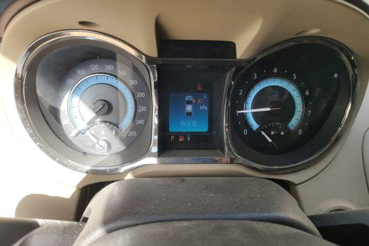 Used Buick LaCrosse 2009 2.4L Haoya Edition Instrument Cluster