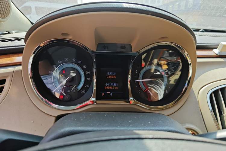 Used Buick LaCrosse 2009 2.4L Haoya Edition Instrument Cluster