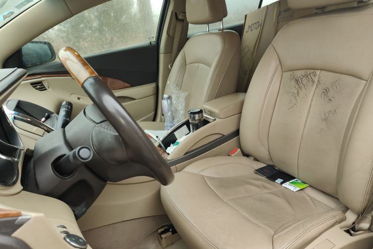 Used Buick LaCrosse 2009 2.4L Luxury Edition Left Front Seat