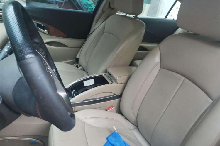 Used Buick LaCrosse 2009 2.4L Luxury Edition Left Front Seat