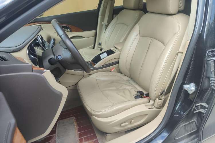 Used Buick LaCrosse 2009 2.4L Haoya Edition Left Front Seat