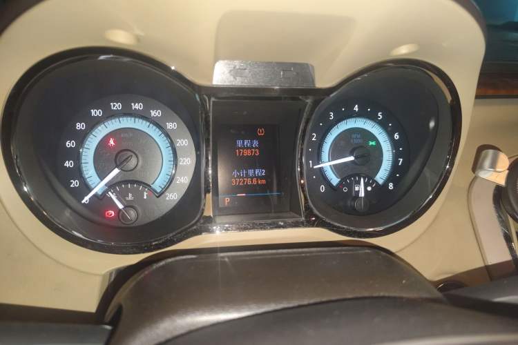 Used Buick LaCrosse 2009 2.4L Haoya Edition Odometer Close Up