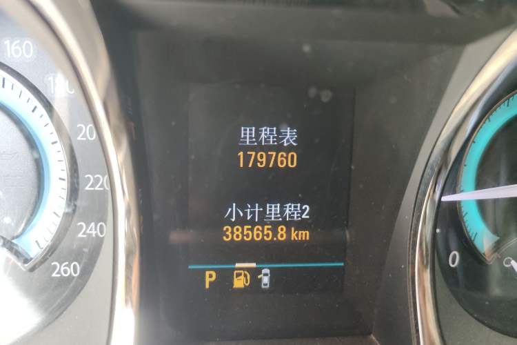 Used Buick LaCrosse 2009 2.4L Haoya Edition Odometer Close Up