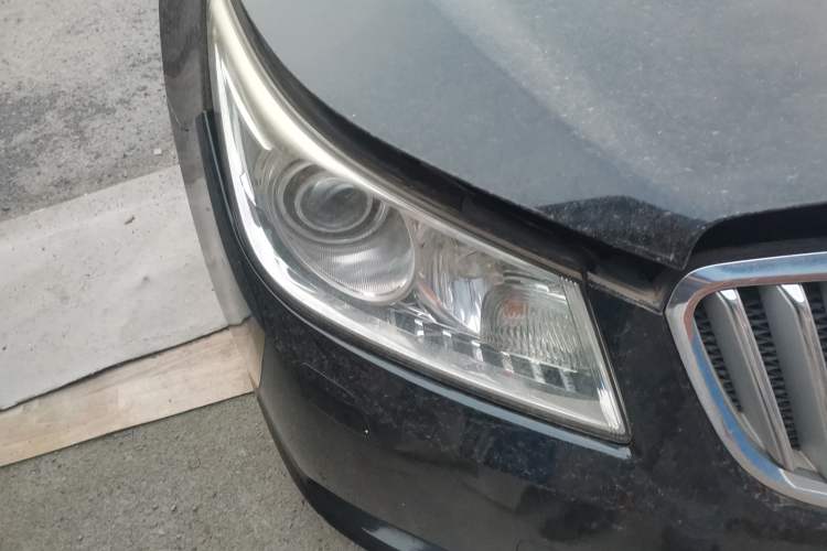 Used Buick LaCrosse 2009 2.4L Luxury Edition Right Front Headlight