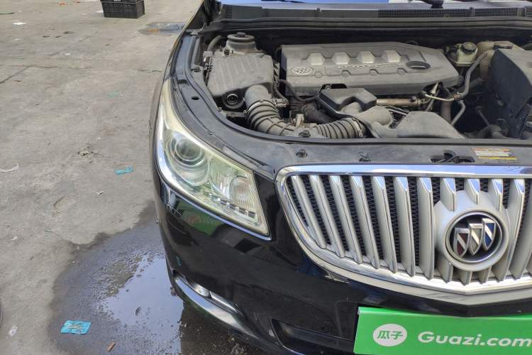 Used Buick LaCrosse 2009 2.4L Haoya Edition Right Front Headlight