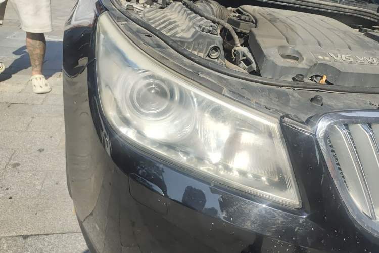 Used Buick LaCrosse 2009 3.0L Flagship Edition Right Front Headlight