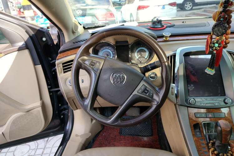 Used Buick LaCrosse 2009 2.4L Haoya Edition Steering Wheel