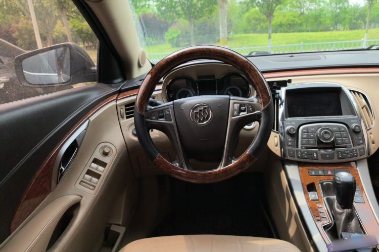 Used Buick LaCrosse 2009 2.4L Luxury Edition Steering Wheel