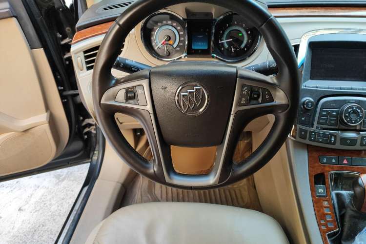 Used Buick LaCrosse 2009 2.4L Haoya Edition Steering Wheel