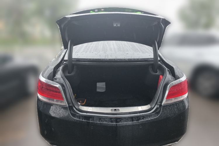 Used Buick LaCrosse 2009 2.4L Haoya Edition Trunk