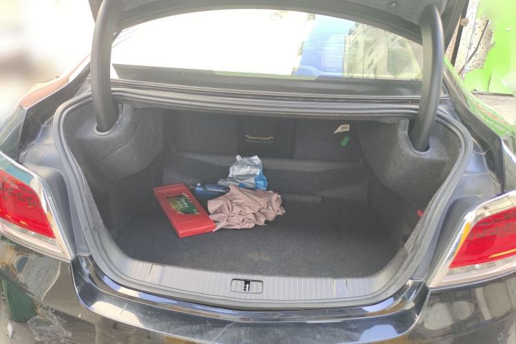 Used Buick LaCrosse 2009 2.4L Haoya Edition Trunk