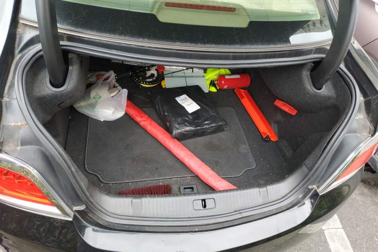 Used Buick LaCrosse 2009 2.4L Luxury Edition Trunk