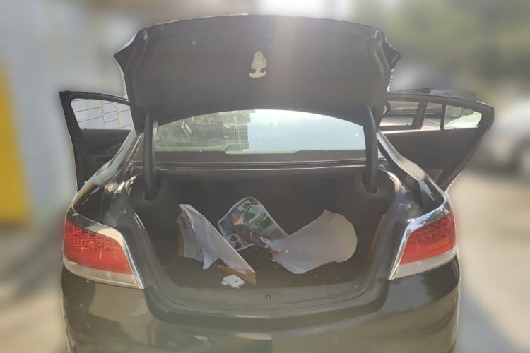 Used Buick LaCrosse 2009 3.0L Flagship Edition Trunk
