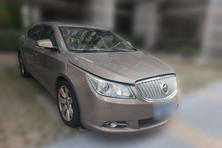 Used Buick LaCrosse 2009 2.4L Luxury Edition Front Right 45 Deg