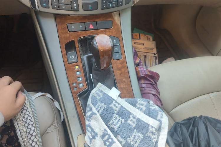 Used Buick LaCrosse 2009 2.4L Luxury Edition Gear Lever