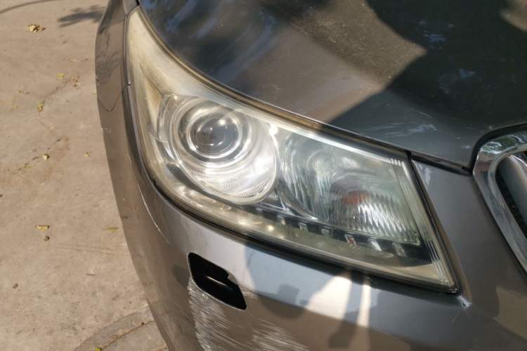 Used Buick LaCrosse 2009 2.4L Haoya Edition Right Front Headlight