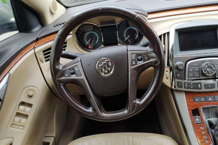 Used Buick LaCrosse 2009 2.4L Haoya Edition Steering Wheel