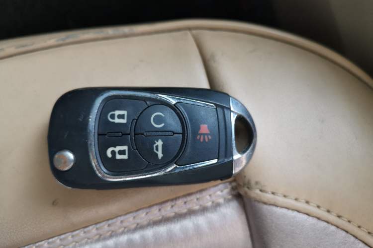 Used Buick LaCrosse 2009 2.4L Haoya Edition Vehicle Key