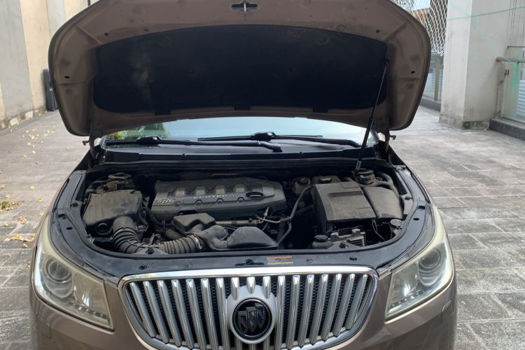 Used Buick LaCrosse 2009 2.4L Luxury Edition Engine Bay