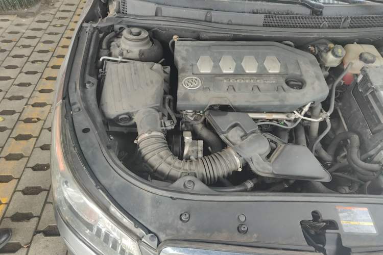 Used Buick LaCrosse 2009 2.4L Haoya Edition Engine Bay Right