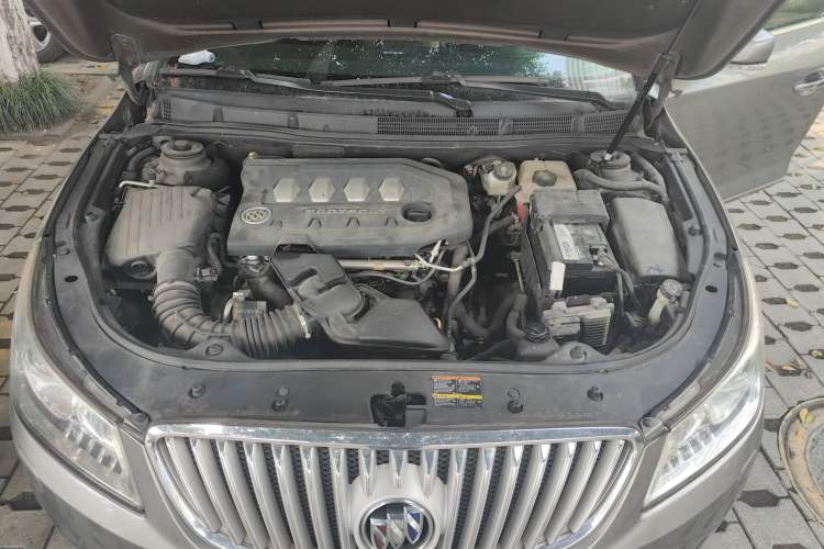 Used Buick LaCrosse 2009 2.4L Haoya Edition Engine Bay