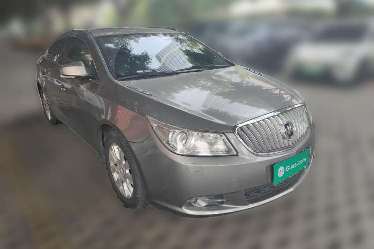 Used Buick LaCrosse 2009 2.4L Haoya Edition Front Right 45 Deg