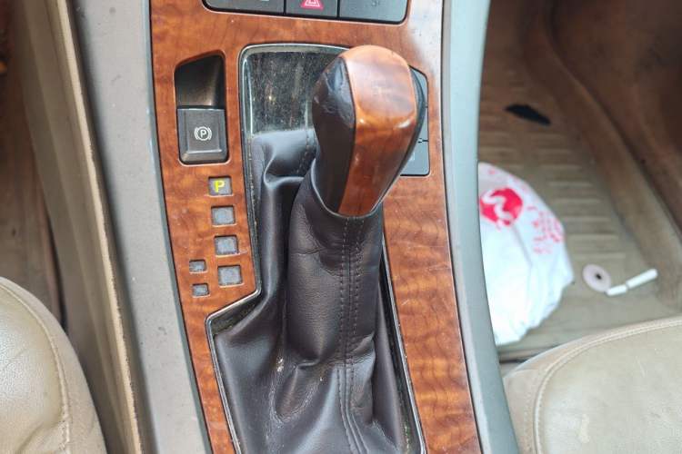 Used Buick LaCrosse 2009 2.4L Luxury Edition Gear Lever