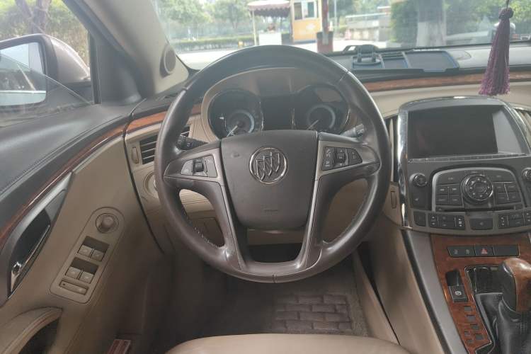 Used Buick LaCrosse 2009 2.4L Haoya Edition Steering Wheel
