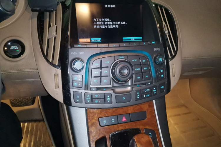 Used Buick LaCrosse 2009 2.4L Luxury Edition Audio And AC Panel