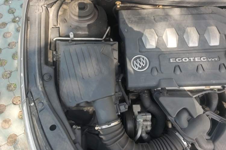 Used Buick LaCrosse 2009 2.4L Haoya Edition Engine Bay Right