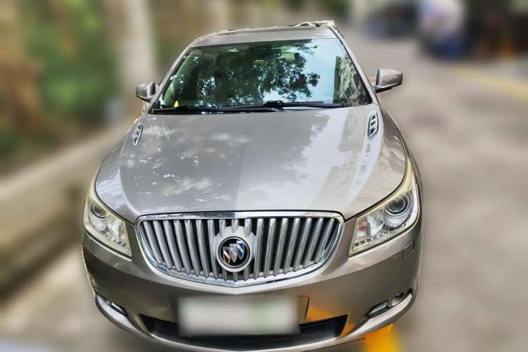 Used Buick LaCrosse 2009 2.4L Luxury Edition Front