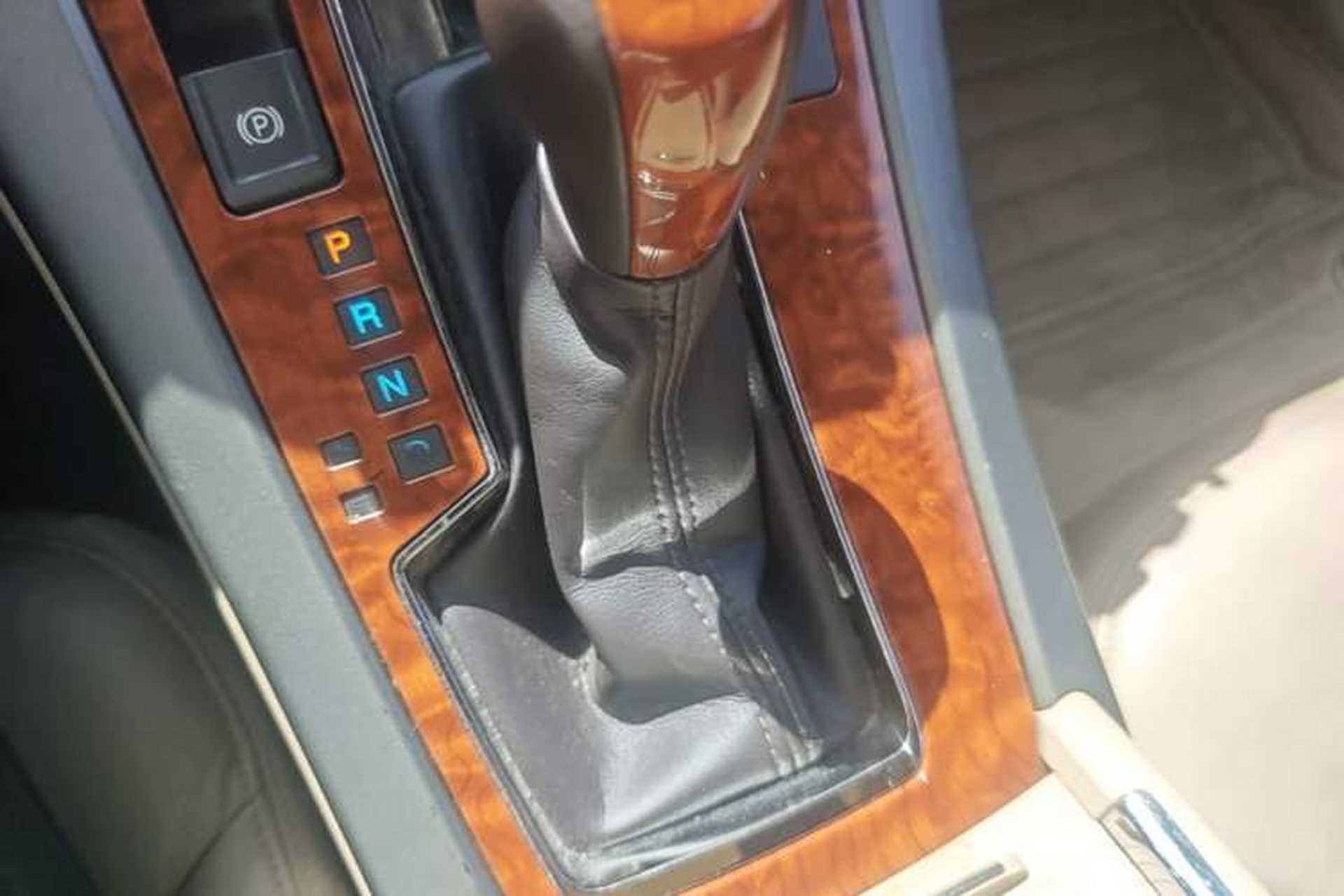 Used Buick LaCrosse 2009 2.4L Haoya Edition Gear Lever