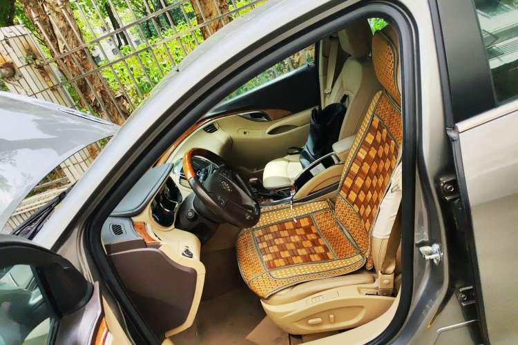 Used Buick LaCrosse 2009 2.4L Luxury Edition Left Front Seat