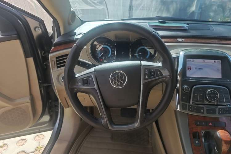 Used Buick LaCrosse 2009 2.4L Haoya Edition Steering Wheel