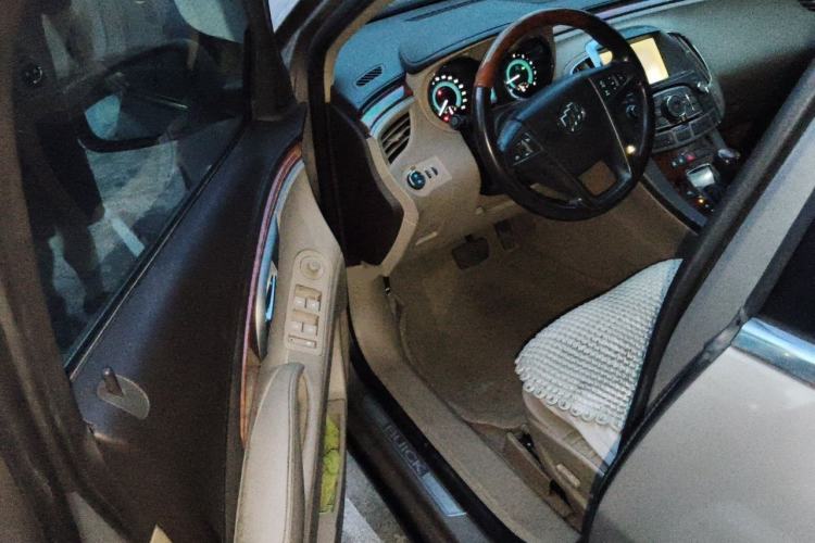 Used Buick LaCrosse 2009 2.4L Luxury Edition Driver Seat