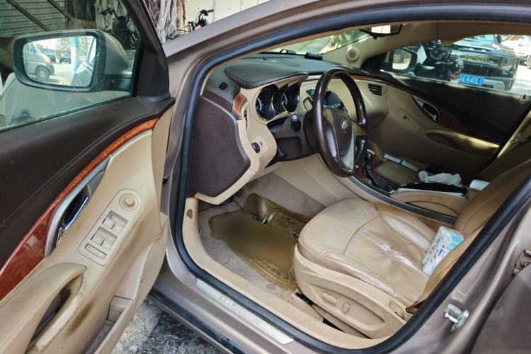 Used Buick LaCrosse 2009 2.4L Elegant Edition Driver Seat