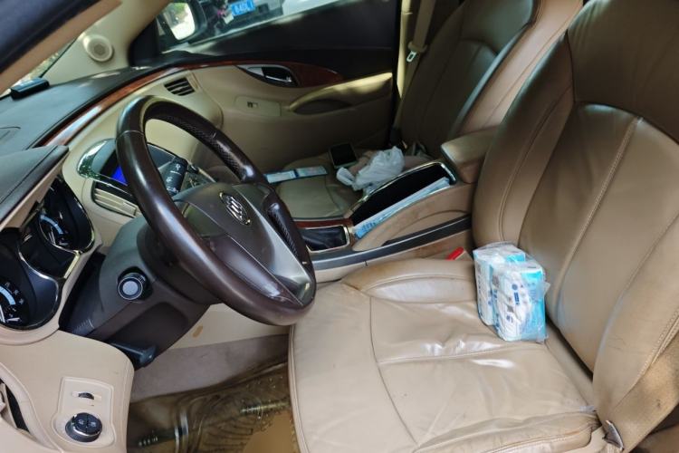 Used Buick LaCrosse 2009 2.4L Elegant Edition Left Front Seat