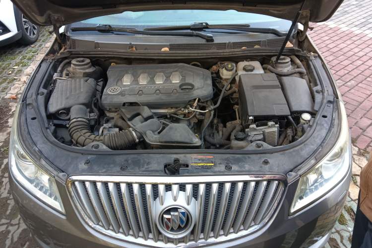 Used Buick LaCrosse 2009 2.4L Haoya Edition Engine Bay